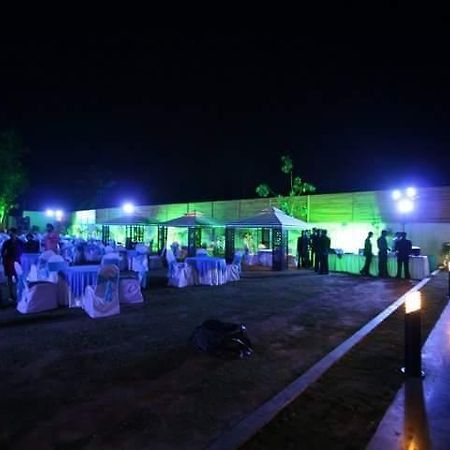 Hotel Florence Rāipur Dış mekan fotoğraf